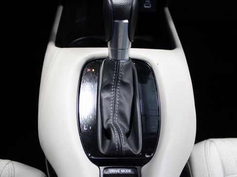 Certified 2023 Honda HR-V LX image 28