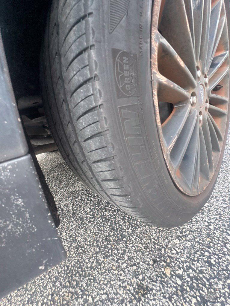 Used 2013 Ford Fusion SE FWD image 26