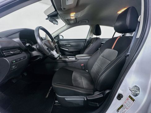 Used 2023 Nissan Sentra SR FWD image 13