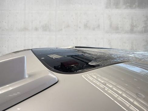 Used 2018 Cadillac Escalade ESV Platinum image 23