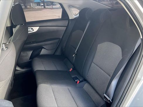 Used 2024 Kia Forte LXS image 17
