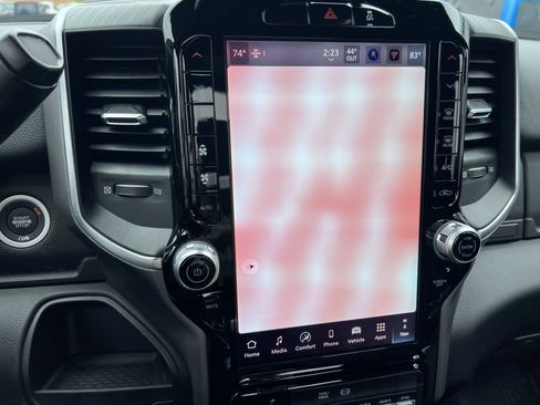 Used 2025 RAM 5500 2WD Regular Cab image 21