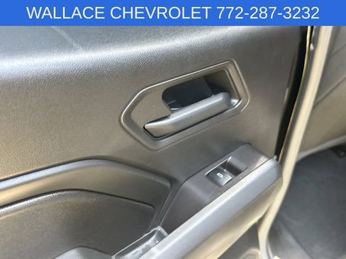 Used 2025 Chevrolet Colorado Trail Boss AWD/4WD image 12
