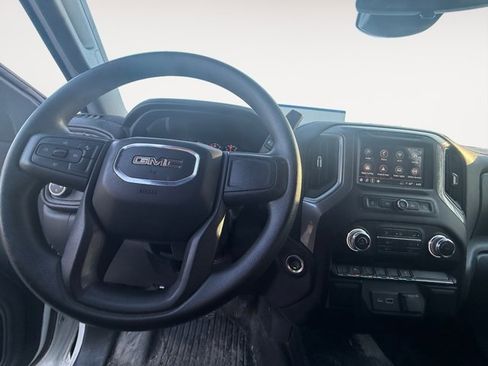 Used 2022 GMC Sierra 1500 Pro w/ Pro Value Package image 10