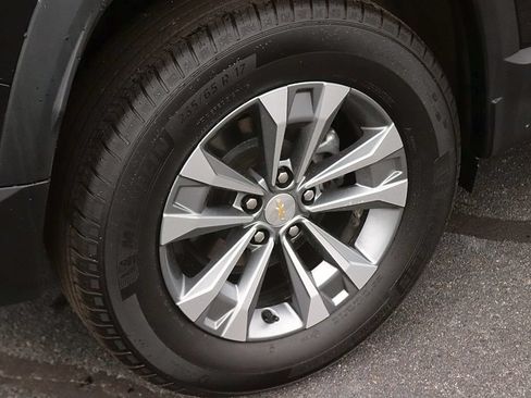 Used 2025 Chevrolet Equinox LT AWD/4WD image 7