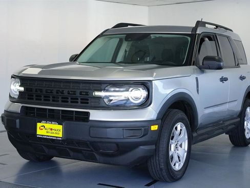 Used 2022 Ford Bronco Sport Base 4x4 image 3