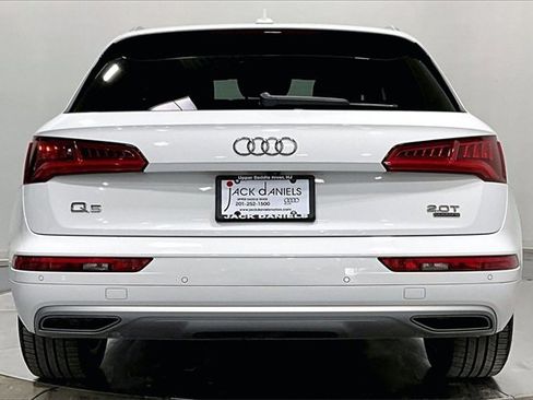 Used 2018 Audi Q5 2.0T Premium Plus w/ Premium Plus Package image 4