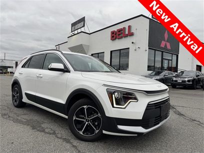 Used 2023 Kia Niro EX