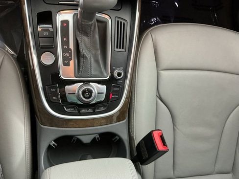 Used 2017 Audi Q5 2.0T Premium Plus w/ Technology Package image 27