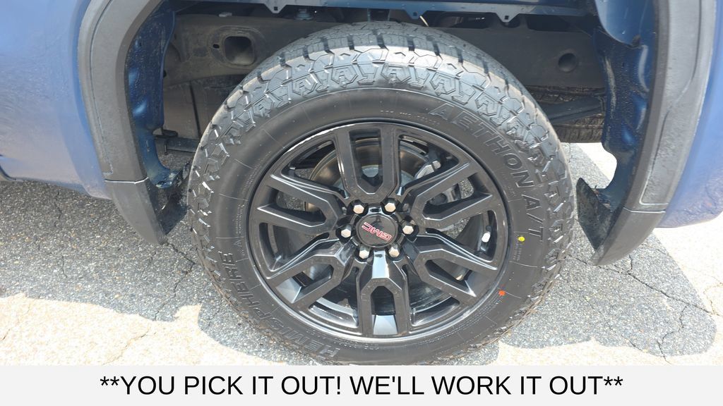 Used 2024 GMC Sierra 1500 Elevation RWD image 10
