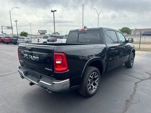 Used 2025 RAM 1500 Laramie AWD/4WD image 3