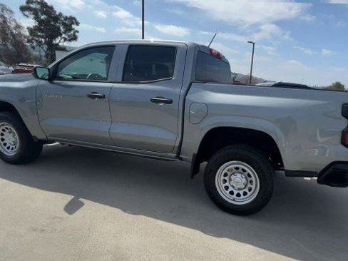 Used 2024 Chevrolet Colorado W/T image 6