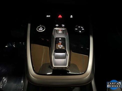 Used 2024 Audi Q4 e-tron Premium Plus image 54