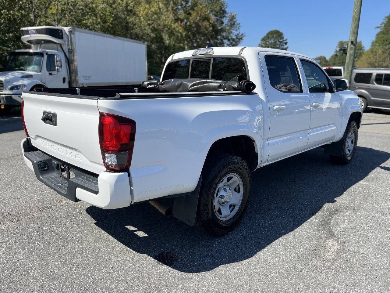 Used 2019 Toyota Tacoma SR w/ SR Convenience Package RWD image 8