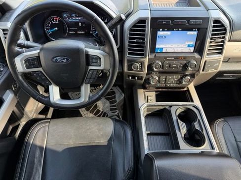 Used 2017 Ford F250 Lariat w/ Tow Technology Bundle AWD/4WD image 3