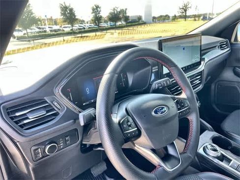 Used 2025 Ford Escape ST-Line w/ Equipment Group 301A image 15