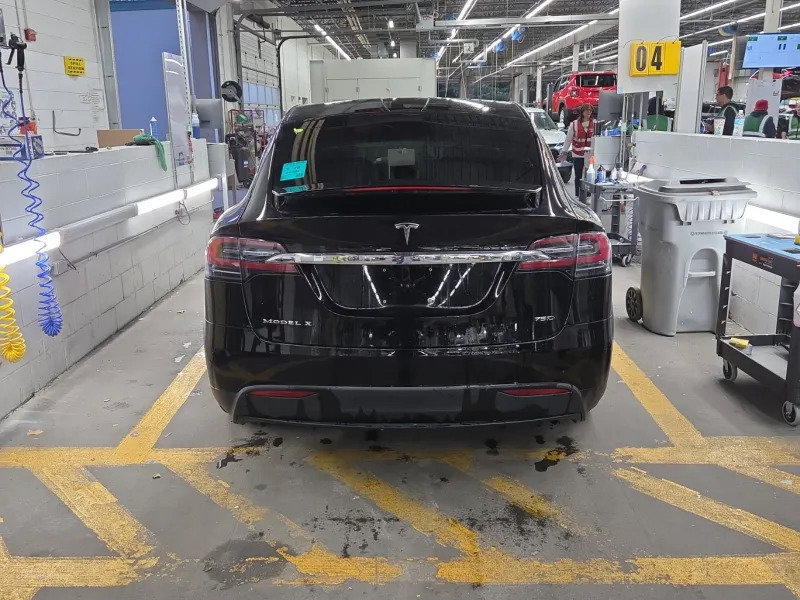 Used 2018 Tesla Model X 75D AWD/4WD image 5