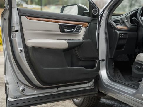 Certified 2022 Honda CR-V Touring image 40