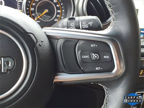 Used 2023 Jeep Wrangler Unlimited Rubicon w/ LED Lighting Group image 30