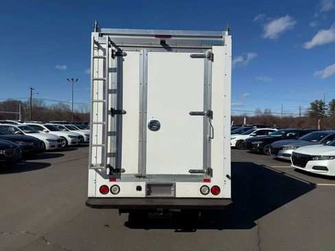 Used 2015 Chevrolet Express 3500 image 4