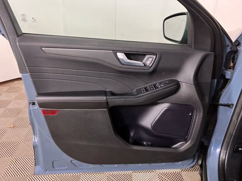 Certified 2024 Ford Escape SE image 23