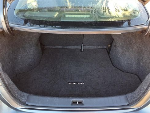 Used 2016 Nissan Sentra S image 20