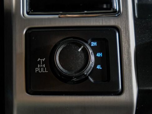 Used 2018 Ford F250 Platinum w/ Platinum Ultimate Package image 26