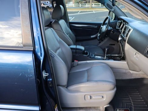 Used 2003 Toyota 4Runner Limited image 22