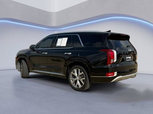 Used 2021 Hyundai Palisade Limited FWD image 3