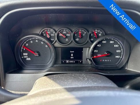 Used 2021 Chevrolet Silverado 1500 Custom AWD/4WD image 16