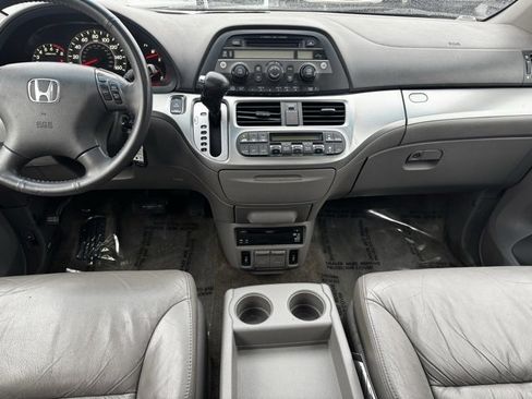 Used 2010 Honda Odyssey EX-L image 2