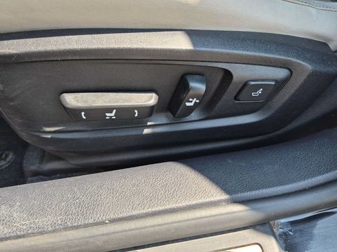 Used 2015 Lexus ES 350 w/ Luxury Package FWD image 18