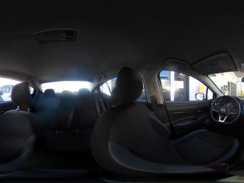 Used 2025 Nissan Versa SV image 42