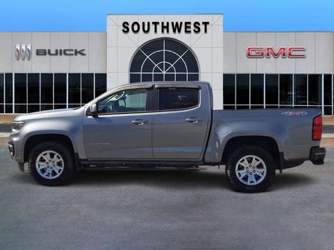 Used 2021 Chevrolet Colorado LT w/ LT Convenience Package image 3