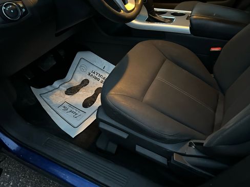 Used 2013 Ford Edge SE image 10