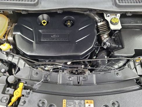 Used 2017 Ford Escape SE w/ SE Leather Comfort Package FWD image 30