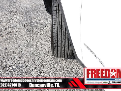 Certified 2025 Jeep Grand Cherokee L Laredo RWD image 44