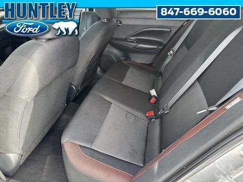 Used 2020 Nissan Versa SR w/ Convenience Package image 14