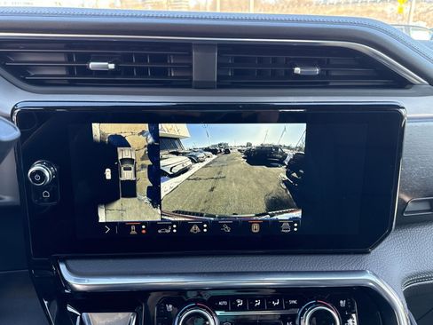 New 2026 GMC Sierra 2500 Denali w/ Denali Reserve Package image 19