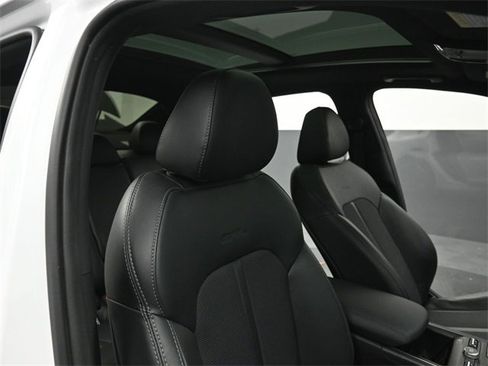 Used 2023 Kia K5 GT-Line image 32