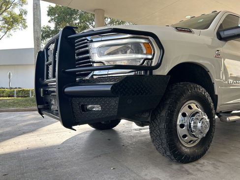 Used 2023 RAM 3500 Laramie image 15