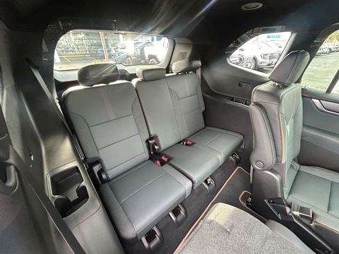 New 2026 GMC Acadia AT4 image 35