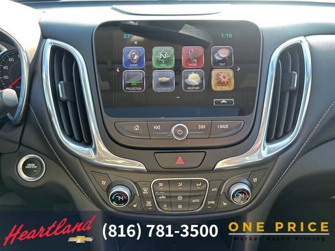 Used 2018 Chevrolet Equinox Premier image 31