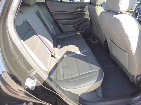 Used 2024 Chevrolet Trax ACTIV w/ Sunroof Package FWD image 20