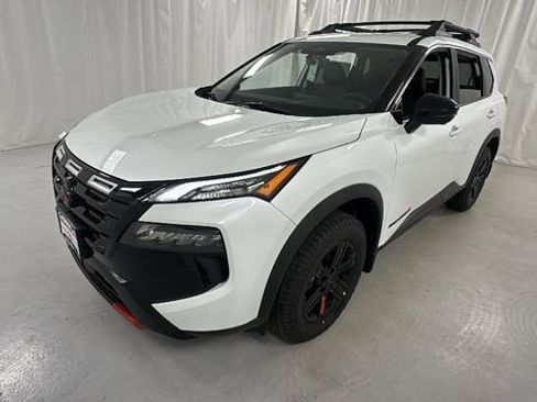 New 2026 Nissan Rogue SV image 7