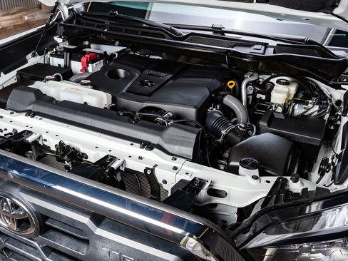 Used 2022 Toyota Tundra SR5 image 38