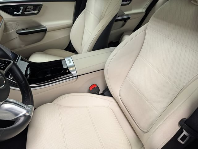 Used 2024 Mercedes-Benz C 300 4MATIC Sedan image 12