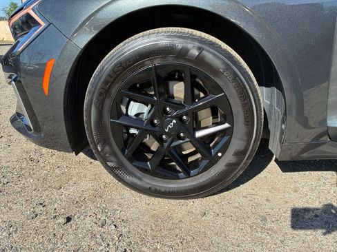 Used 2025 Kia K5 LXS image 31