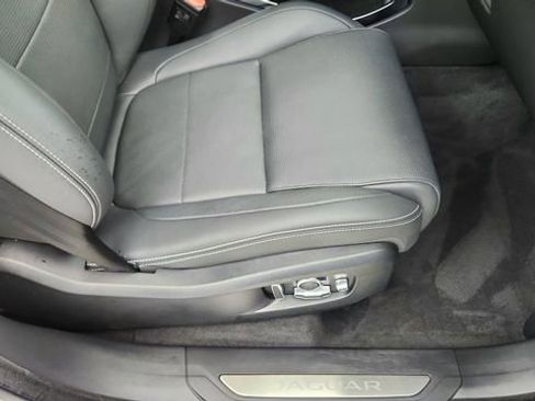 Used 2025 Jaguar F-PACE R-Dynamic S image 22