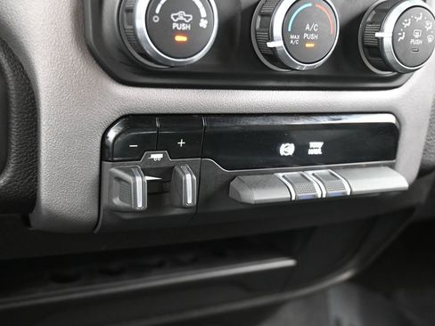 Used 2023 RAM 2500 Big Horn w/ Level 1 Equipment Group image 22